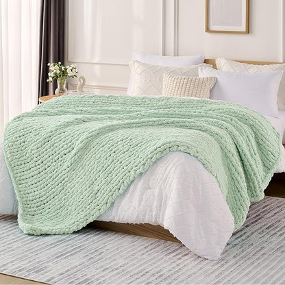 L'AGRATY Chunky Knit Blanket Throw: 50''x60'' Chenille Chunky Knitted Throw Blankets for Bed Couch - Handmade Thick Big Cable Knit Blanket - Large Crochet Rope Blankets for Home Decor(Milky Green)
