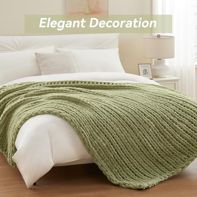 Negwoo Chunky Knit Throw Blanket, 50''*60'' Knitted Throw Chenille Yarn for Bed Couch, Handmade Light Green Crochet Big Thick Blanket, Machine Washable Cute Comfy Blanket for Home Decor