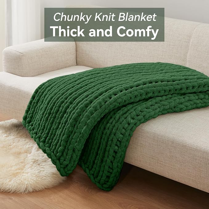 Negwoo Chunky Knit Throw Blanket, 50''*60'' Knitted Throw Chenille Yarn for Bed Couch, Handmade Grass Green Crochet Big Thick Blanket, Machine Washable Cute Comfy Blanket for Home Decor