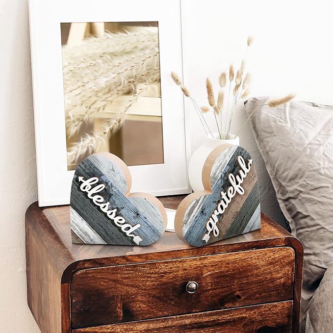 Jetec 2 Pcs Rustic Table Decorations for Living Room Home Decor Farmhouse Valentines Day Centerpiece Small Love Wooden Heart Decor for Dining Room Shelf Valentines Gift Decoration(Grateful Style)