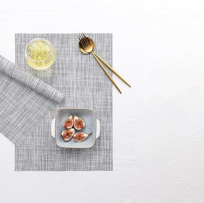 LEXMORE Placemats Set of 4 Vinyl/Plastic Woven Place Mats for Kitchen Table Indoor/Outdoor Washable Placemat Wipeable Dining Table Mats(Gray)