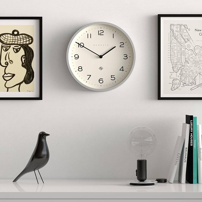 NEWGATE® Number Four Echo wall Clock | Modern Round Clock | 12 inch | Gray | Easy to Read Numbers | Ideal for Kitchen, Living Room or Office