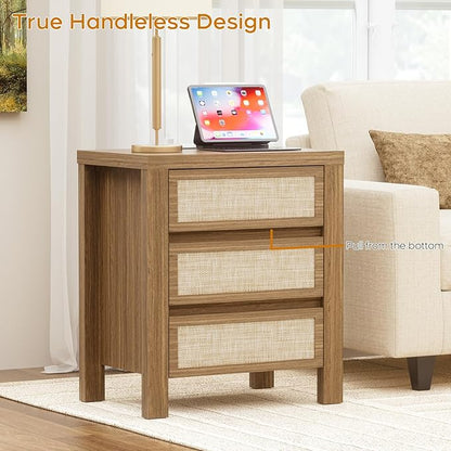 XIAO WEI 3 Drawers Rattan Nightstand with Charging Station, Boho Bedside Table, Farmhouse End Table for Bedroom, Wood Accent Bed Side Table with Storage, Reclaimed Light Oak