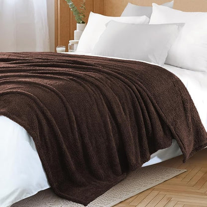 Exclusivo Mezcla Fleece King Size Bed Blanket, Ultra Soft, Lightweight and Fuzzy Coffee Blanket for Women, Home Decor, 90x104 Inches
