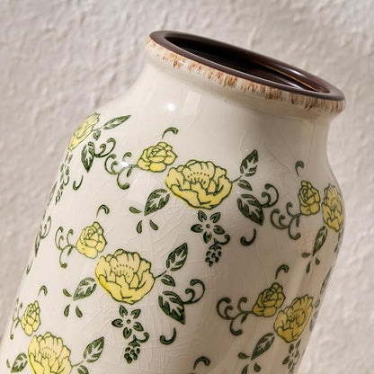 SIDUCAL Ceramic Vintage Pastoral Vase, 8.78 Inch Chinoiserie Floral Vase, Retro Ice Cracked Rustic Farmhouse Vases for Home Decor, Living Room, Bookshelf, Office, Tuscan Decor, Yellow Rose Pattern