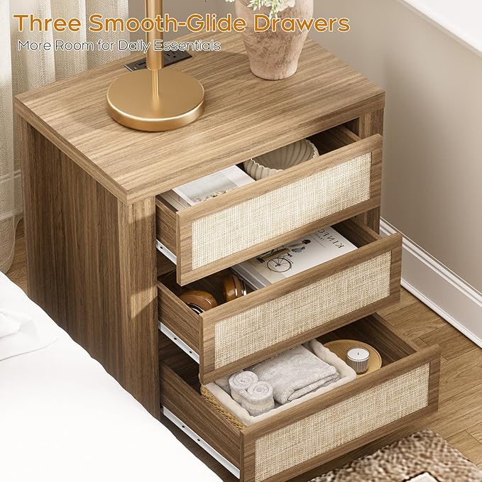XIAO WEI Set of 2 3 Drawers Rattan Nightstand with Charging Station, Boho Bedside Table, Farmhouse End Table for Bedroom, Wood Accent Bed Side Table with Storage, Reclaimed Light Oak