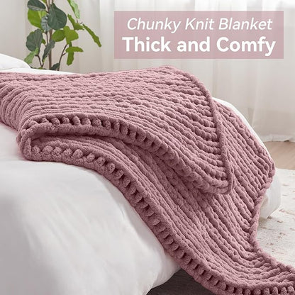 Negwoo Chunky Knit Throw Blanket, 40''*50'' Knitted Throw Chenille Yarn for Bed Couch, Handmade Muted Pink Crochet Big Thick Blanket, Machine Washable Cute Comfy Blanket for Home Decor