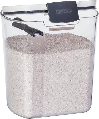ProKeeper Flour Storage Container, 4-Quart Capacity, Includes Leveling Bar for Mess-Free Measuring