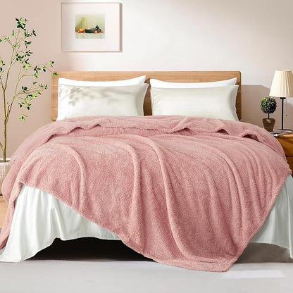 Exclusivo Mezcla Fleece Twin Size Bed Blanket, Ultra Soft, Lightweight and Fuzzy Dusty Pink Blanket for Women, Home Decor, 60x80 Inches