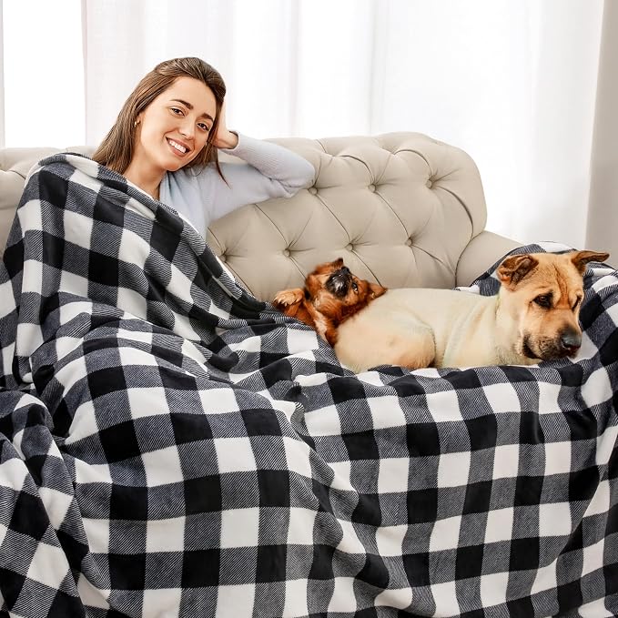 BEDELITE Plaid Fleece Throw Blanket for Couch, Black & White Checkered Flannel Blanket, Cozy & Soft Buffalo Plaid Decor Blanket for Women, Men, 50"x60"
