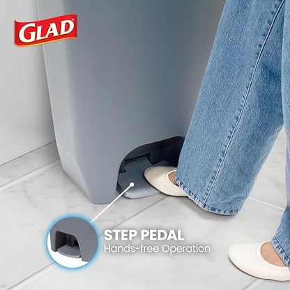 Glad 20 Gallon Trash Can with Clorox Odor Protection | Plastic Kitchen Waste Bin | Hands Free with Step On Foot Pedal and Garbage Bag Rings, Grey