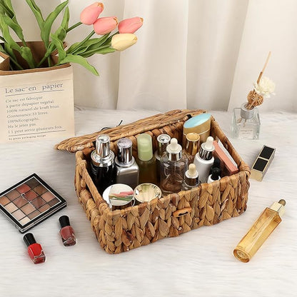Sumnacon Storage Basket with Lid, Water Hyacinth Shelf Baskets for Organizing, Farmhouse Bathroom Woven Bins for Tampons and Pads, Toilet Paper, Towels,Decorative Organizer Box for Counter, Vanity (S)