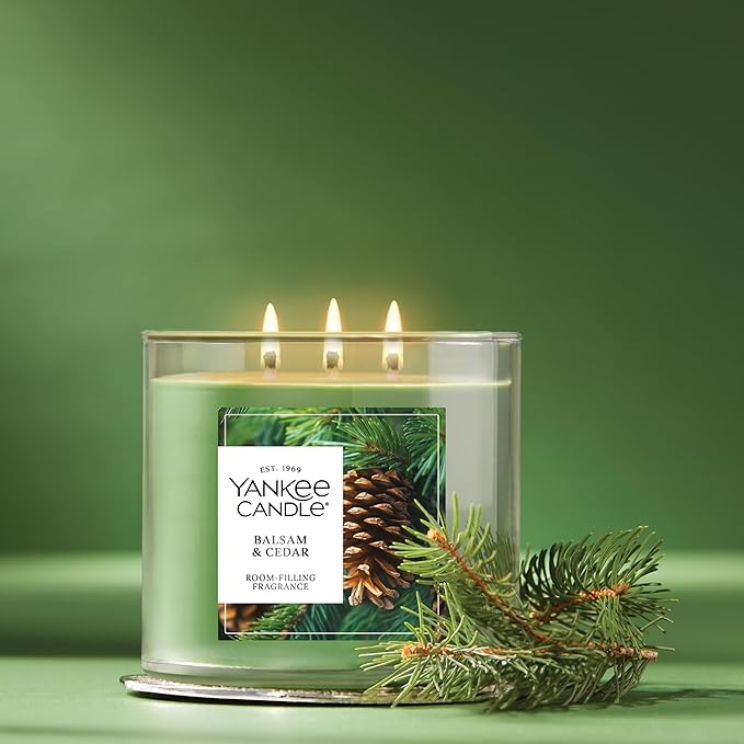 Yankee Candle Balsam and Cedar, Holiday Scented Candle, 14.5oz 3-Wick Candle Jar with up to 40 Hours Burn Time, Giftable, Holiday