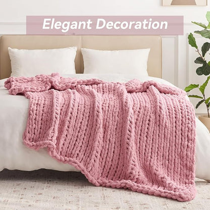 Negwoo Chunky Knit Throw Blanket, 50''*60'' Knitted Throw Chenille Yarn for Bed Couch, Handmade Light Pink Crochet Big Thick Blanket, Machine Washable Cute Comfy Blanket for Home Decor