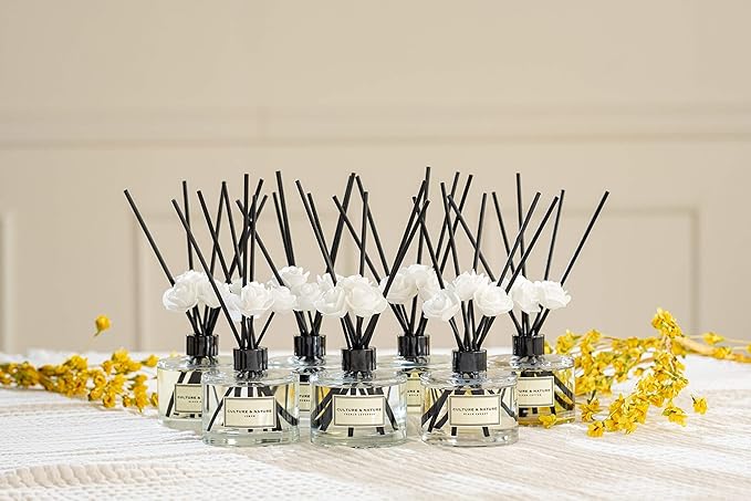 CULTURE & NATURE Reed Diffuser Set 6.7oz (200ml) Mixed Berry Scented Diffuser with Sticks Home Fragrance Reed Diffuser for Bathroom Shelf Decor
