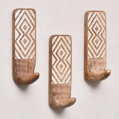 Indian Shelf Boho Decorative Wood Adhesive Wall Hooks for Hanging Coats, Keys, Leash, Hat, Towel Holder, Cute Sticky Key Holder, White Brown Western Wall Décor (6 Hook 12 Strips)