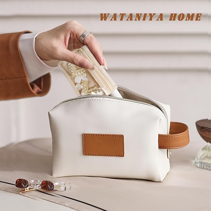 Travel Jewelry Case, Small Travel Jewelry Box with 8 Velvet Jewelry Bag Mini Pouch, Portable Travel Jewelry Organizer for Rings Earrings Necklaces (Beige 8 Pcs)