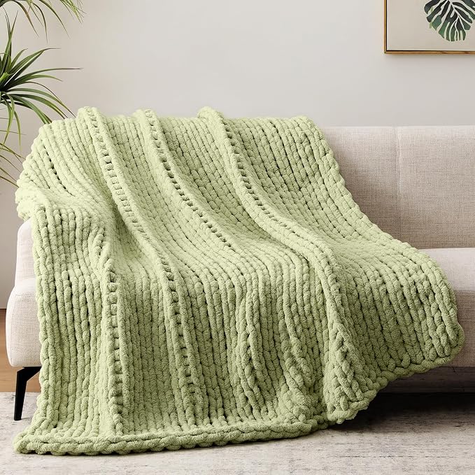 Negwoo Chunky Knit Throw Blanket, 80''*90'' Knitted Throw Chenille Yarn for Bed Couch, Handmade Light Green Crochet Big Thick Blanket, Machine Washable Cute Comfy Blanket for Home Decor