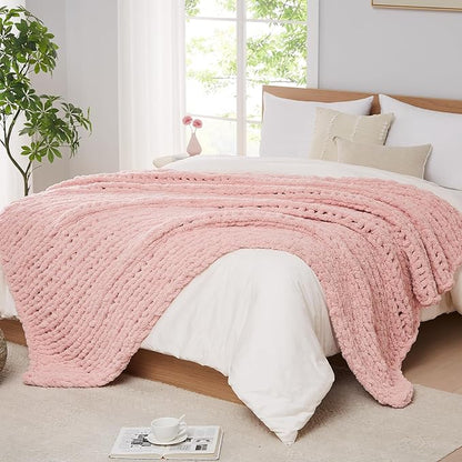 L'AGRATY Chunky Knit Blanket Throw: 80''x90'' Chenille Chunky Knitted Throw Blankets for Bed Couch - Handmade Thick Big Cable Knit Blanket - Large Crochet Rope Blankets for Home Decor(Pink)