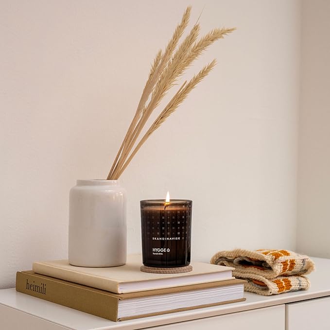 Skandinavisk Hygge 'Cosiness' Mini Scented Candle. Fragrance Notes: Black Tea and Mint Leaves, Dried Apples and Baked Cinnamon. 2.3 oz.