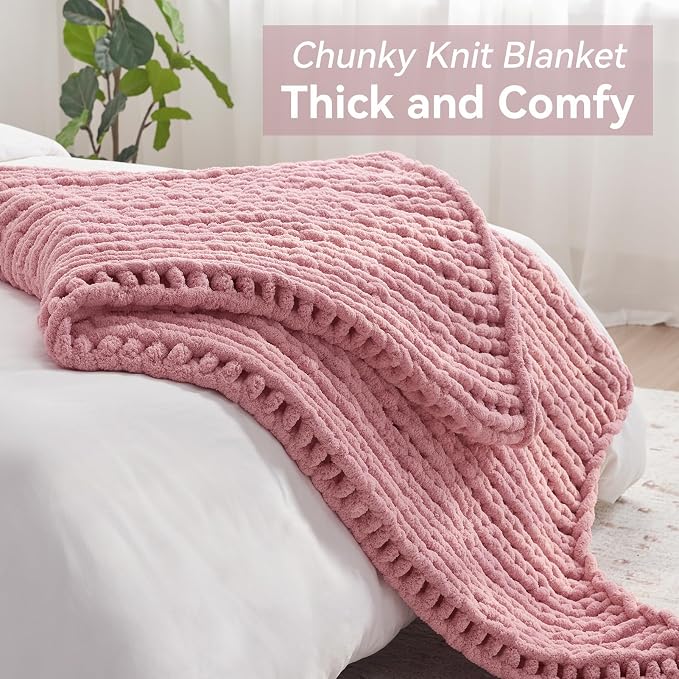 Negwoo Chunky Knit Throw Blanket, 60''*80'' Knitted Throw Chenille Yarn for Bed Couch, Handmade Light Pink Crochet Big Thick Blanket, Machine Washable Cute Comfy Blanket for Home Decor