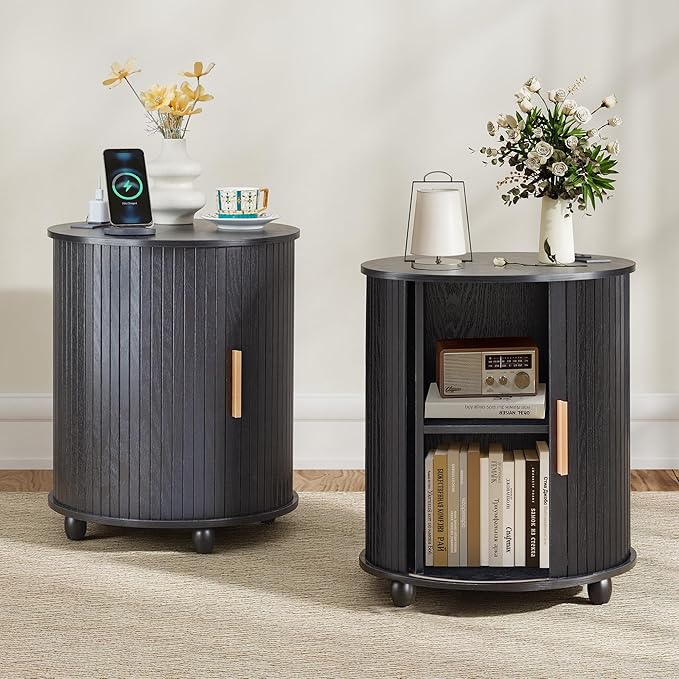 Fluted Round End Table with Charging Station, Farmhouse Small Sofa Side Table with Sliding Tambour Door & Storage, Mid-Century Wood Fulted Nightstands for Living Room, Bedroom ((Black)