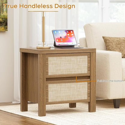 XIAO WEI Rattan Nightstand with Charging Station, Boho Bedside Table with 2 Drawers, Farmhouse End Table for Bedroom, Wood Accent Bed Side Table with Storage, Reclaimed Light Oak