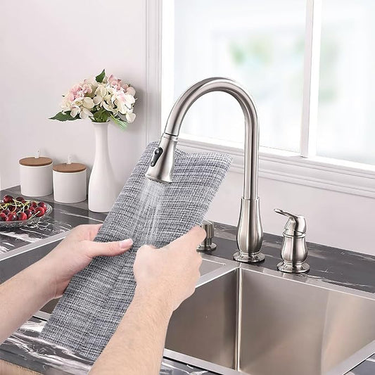Aofmee Placemats, Placemats Set of 6, Heat Resistant Place Mats, Washable PVC Table Mats, Woven Vinyl Plastic Placemats for Dining Table, Non-Slip Stain Resistant Kitchen Table Placemats Easy to Clean