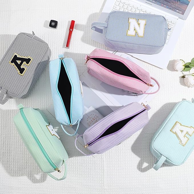 YOOLIFE Initial Cosmetic Bag for Women - Monogram Cute Makeup Bag Cosmetic Case Toiletry Pouch for Women Her Best Friend Sister Teacher, Personalized Birthday Gifts for Women, Blue I