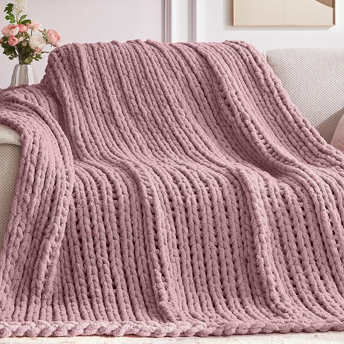 Negwoo Chunky Knit Throw Blanket, 80''*90'' Knitted Throw Chenille Yarn for Bed Couch, Handmade Muted Pink Crochet Big Thick Blanket, Machine Washable Cute Comfy Blanket for Home Decor