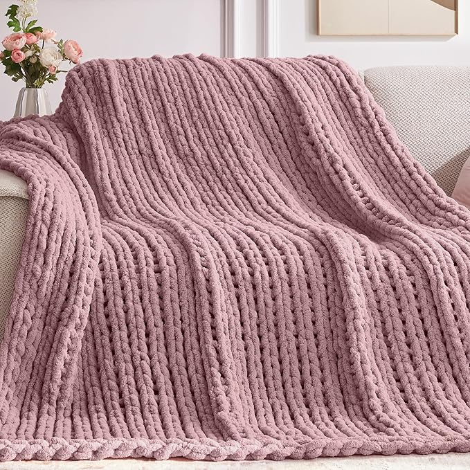 Negwoo Chunky Knit Throw Blanket, 50''*60'' Knitted Throw Chenille Yarn for Bed Couch, Handmade Muted Pink Crochet Big Thick Blanket, Machine Washable Cute Comfy Blanket for Home Decor