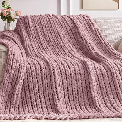 Negwoo Chunky Knit Throw Blanket, 30''*40'' Knitted Throw Chenille Yarn for Bed Couch, Handmade Muted Pink Crochet Big Thick Blanket, Machine Washable Cute Comfy Blanket for Home Decor