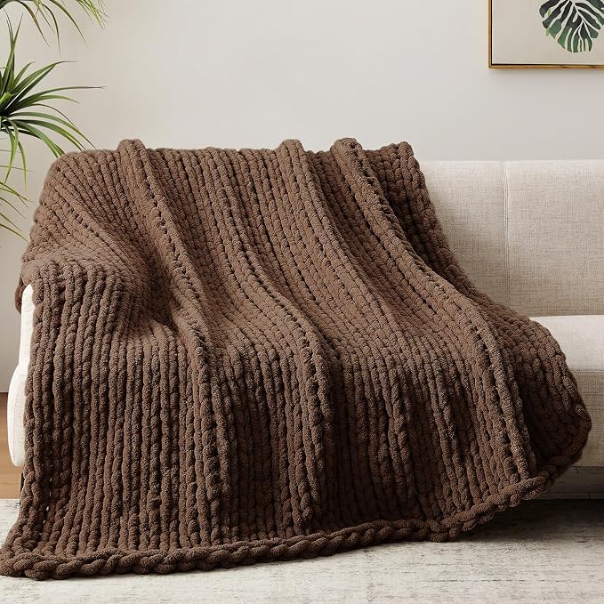 Negwoo Chunky Knit Throw Blanket, 40''*50'' Knitted Throw for Bed Couch, Handmade Dark Brown Crochet Big Thick Blanket, Machine Washable Cute Comfy Blanket for Home Decor