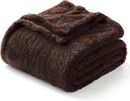 Exclusivo Mezcla Fleece Bed Blankets Queen Size, Ultra Soft, Lightweight and Fuzzy Coffee Blanket for Women, Home Decor, 90x90 Inches