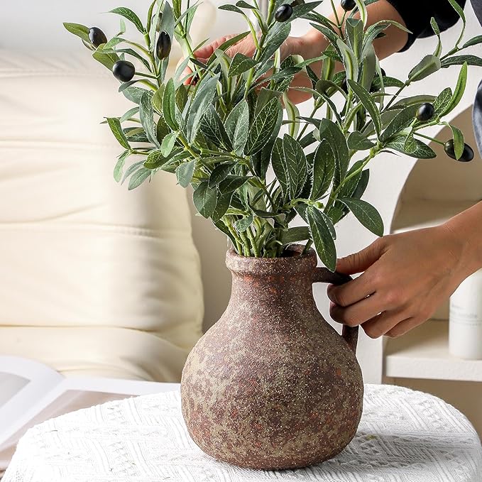 Ceramic Flower Rustic Vase, 7.1 Inch Farmhouse Rusty Vases for Home Decor Handcrafted Pottery Vase Small Terracotta Vases for Dining Table Decor Fireplace Living Room Bathroom Wedding Centerpiece