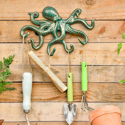 Sungmor Cast Iron Key Holder for Wall, Decorative Octopus Hanger with 6 Hooks, Vintage Green Wall Hooks for Towel, Bathrobe, Necklaces, Purse, Dog Leashes, Bathroom Nautical Decor